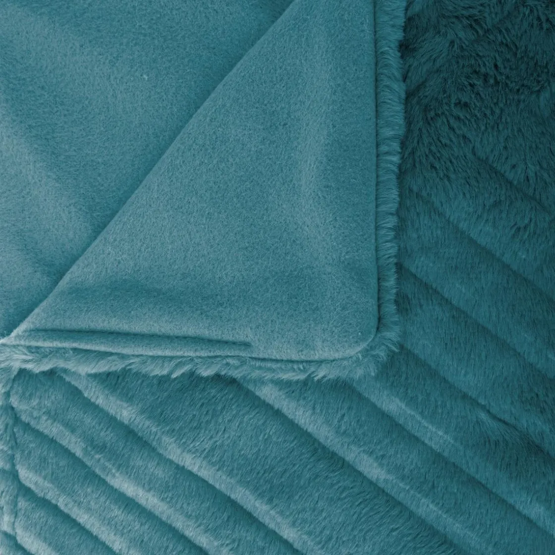 ATMOSPHERA Plaid "3D Géo" fausse fourrure Discount
